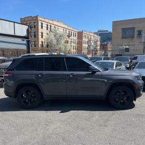 JEEP GRAND CHEROKEE ALTITUDE - 10