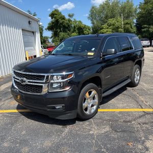 2017 Chevrolet TAHOE LT — фото 1