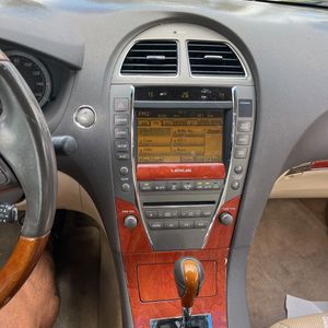 2011 Lexus ES 350 BASE — миниатюра 35