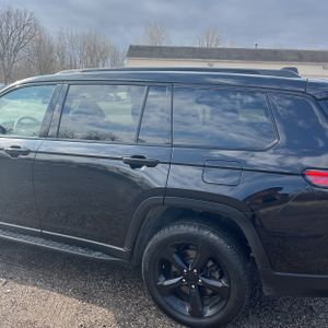 JEEP GRAND CHEROKEE L LIMITED - 6