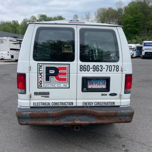 FORD E-SERIES RECREATIONAL - 7