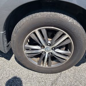 2019 Infiniti QX60 LUXE 照片 20