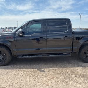 FORD F-150 XLT - 4