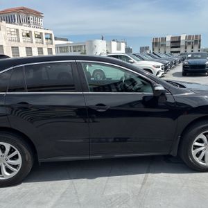 2017 Acura RDX BASE — миниатюра 11