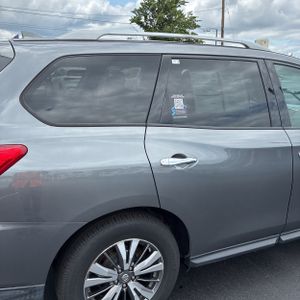 2019 Nissan PATHFINDER SV 照片 9