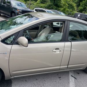 TOYOTA PRIUS - 4