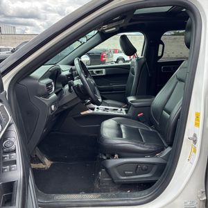 2020 FORD EXPLORER XLT 缩略图 32