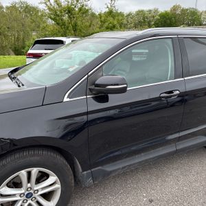 FORD EDGE SEL - 2