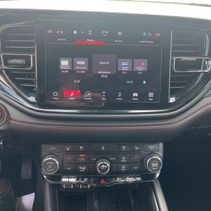 2025 Dodge DURANGO R/T — миниатюра 40