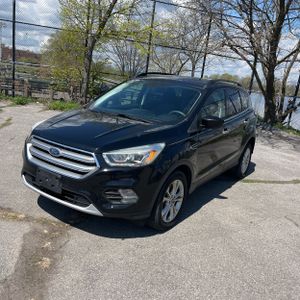 FORD ESCAPE SE - 1