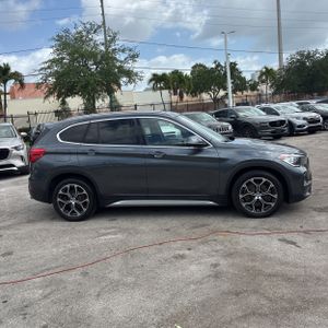 BMW X1 XDRIVE28I - 10