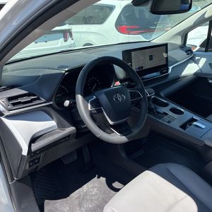 صورة مصغرة 34 لـ 2026 Toyota SIENNA XLE 8-PASSENGER