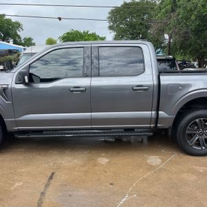 FORD F-150 XLT - 4