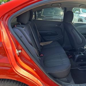 صورة مصغرة 35 لـ 2012 Chevrolet SONIC LT