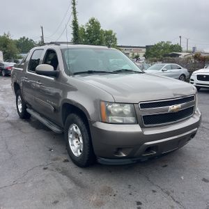 2011 Chevrolet AVALANCHE LS — миниатюра 12