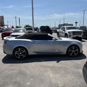 صورة 10 لـ 2017 Chevrolet CAMARO SS