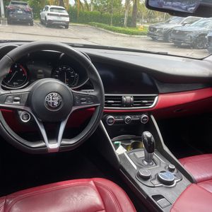 2019 ALFA Romeo GIULIA RWD — миниатюра 35