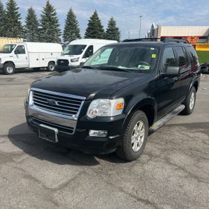 FORD EXPLORER XLT - 1