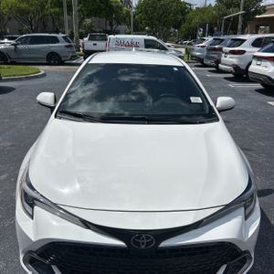 صورة مصغرة 15 لـ 2025 Toyota COROLLA HATCHBACK XSE