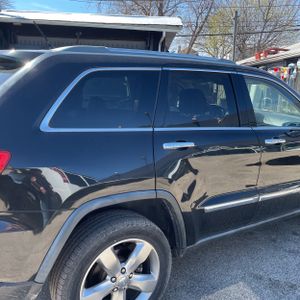 Jeep Grand Cherokee Overland - 9