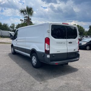 FORD TRANSIT 250 - 5