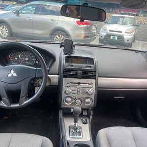 2010 Mitsubishi GALANT FE — миниатюра 36