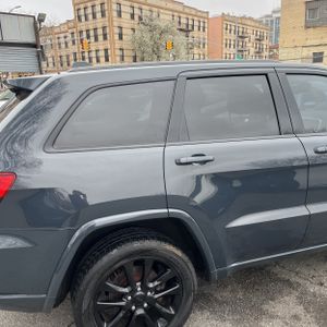 JEEP GRAND CHEROKEE ALTITUDE - 9