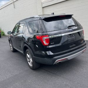 FORD EXPLORER XLT - 5