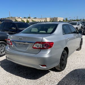 2011 Toyota COROLLA LE 照片 8