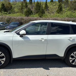NISSAN ROGUE SV - 4
