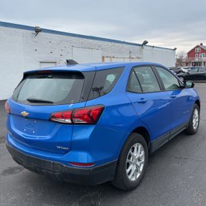 CHEVROLET EQUINOX LS - 8