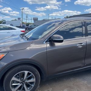 KIA SORENTO EX V6 - 2