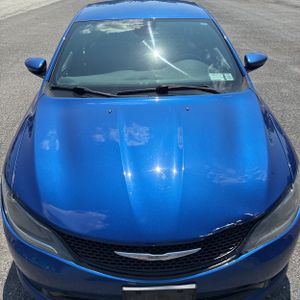 2015 Chrysler 200 S — миниатюра 15
