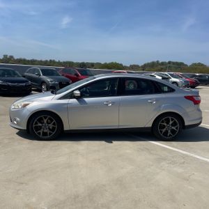 FORD FOCUS SE - 3