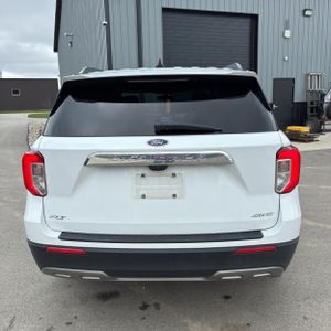 FORD EXPLORER XLT - 7