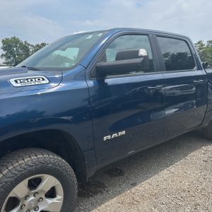 2019 RAM 1500 BIG HORN photo 2
