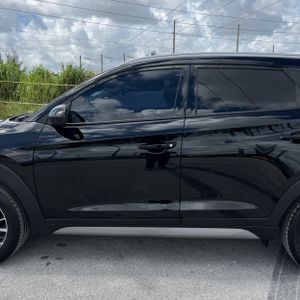 صورة 4 لـ 2021 Hyundai TUCSON SEL