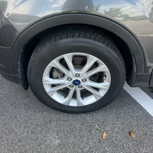 2018 FORD ESCAPE SE 照片 16