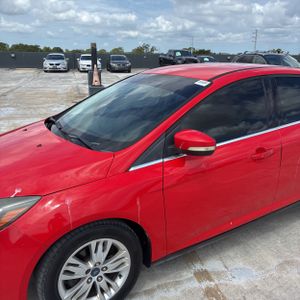 FORD FOCUS SEL - 2