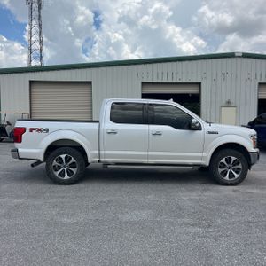 2018 FORD F-150 LARIAT photo 10