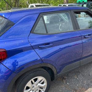 HYUNDAI VENUE SE - 9