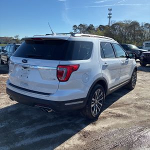 FORD EXPLORER PLATINUM - 8