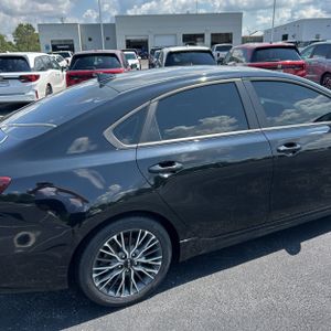 صورة 9 لـ 2023 KIA FORTE GT-LINE