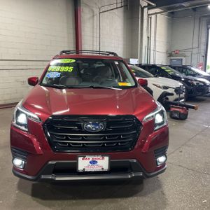 2024 Subaru FORESTER PREMIUM 缩略图 14