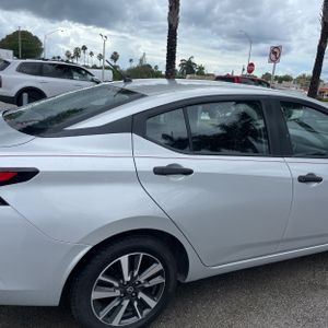 NISSAN VERSA 1.6 S - 9