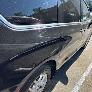 2023 Chrysler PACIFICA TOURING L photo 6