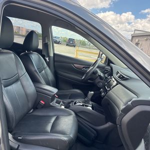 صورة مصغرة 33 لـ 2019 Nissan ROGUE SV