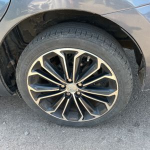 2016 Toyota COROLLA S PLUS thumbnail 18