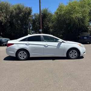 2012 Hyundai SONATA GLS 照片 10