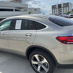 MERCEDES-BENZ GLC - 6